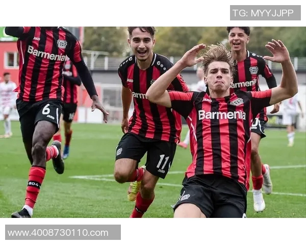 汉诺威96客场大胜勒沃库森，破解对手防线取得胜利